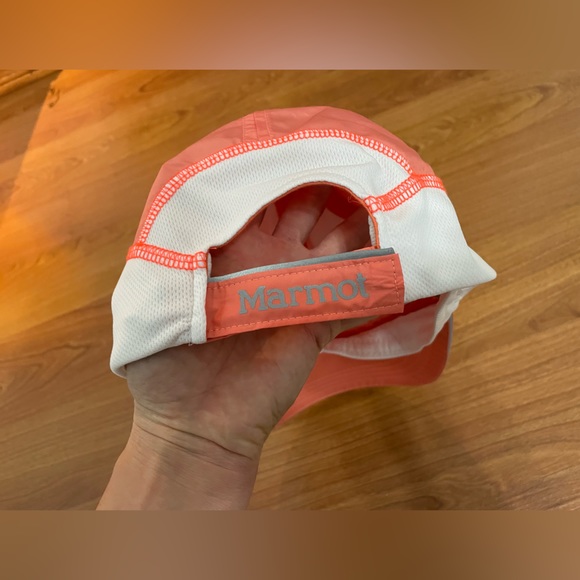 Marmot Reflective Running/Athetics Hat - Picture 4 of 6